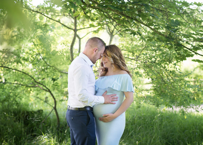 happy couple expecting a baby photos by cecylia